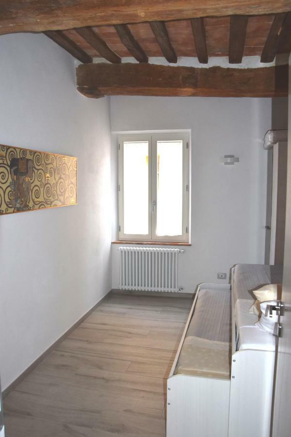A Casa Di Sandra Сиена Екстериор снимка